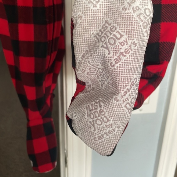 Carter’s - Picture 2 of 3